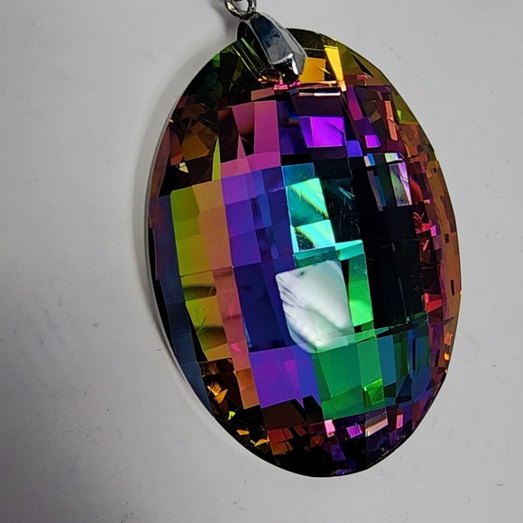 Jewelry - Silver Chain With Multicolor‎ Oval Large Pendant And Necklace
